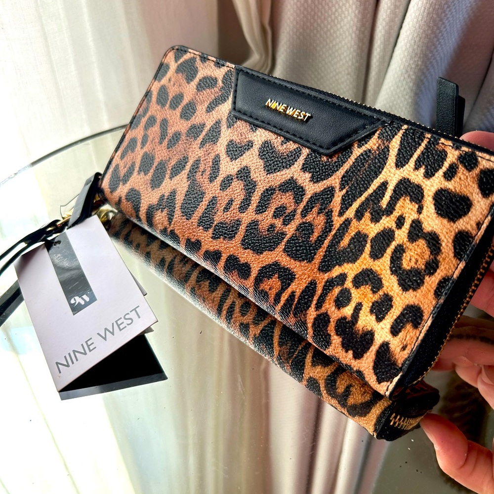 NWT Nine West cheetah print wallet/clutch